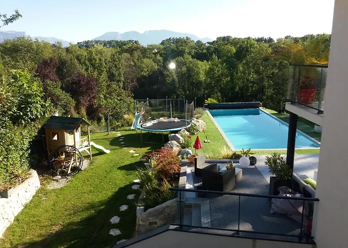 Chambres, Cuisine, Piscine, Spa, Billards, Airhockey, Nature